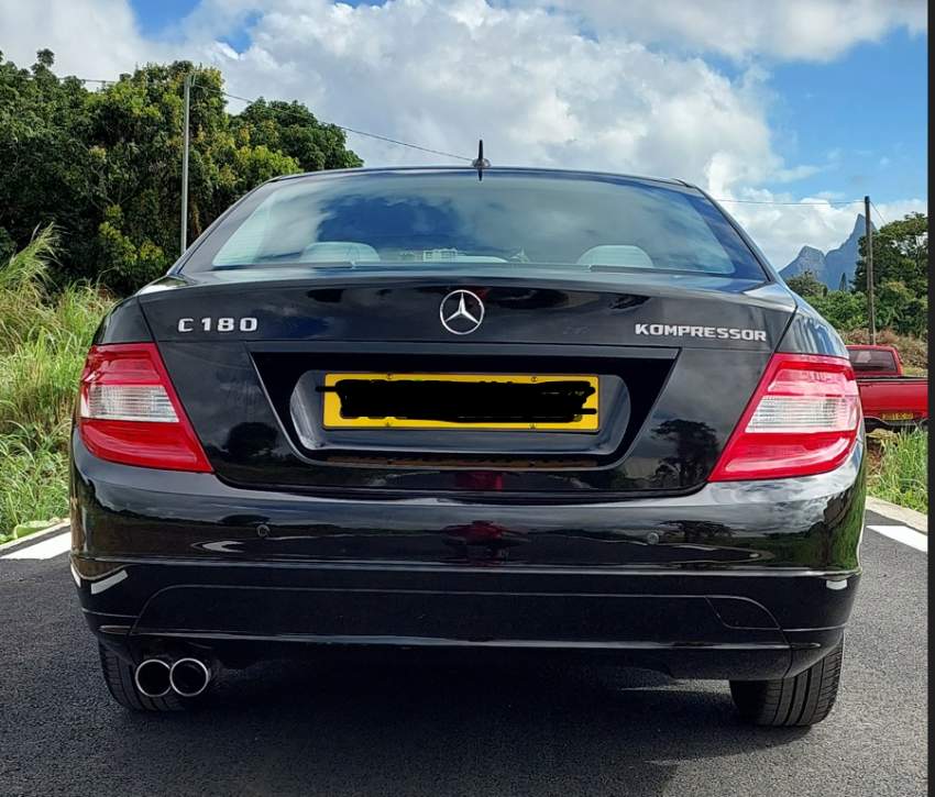 MERCEDES BENZ C180 FOR SALES - 5 - Luxury Cars  on Aster Vender