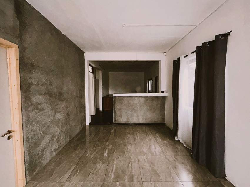 House for Sale - 2 - House  on Aster Vender