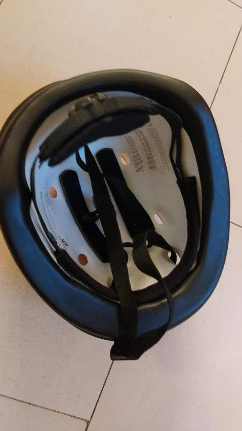 roller skates helmet - 1 - Roller skating  on Aster Vender