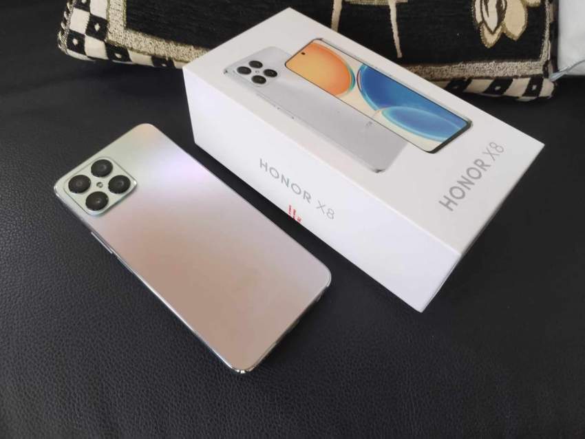 Honor X8 on Aster Vender