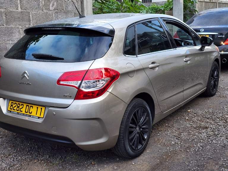 Citroen C4 2011 (phase 2) - 2 - Compact cars  on Aster Vender