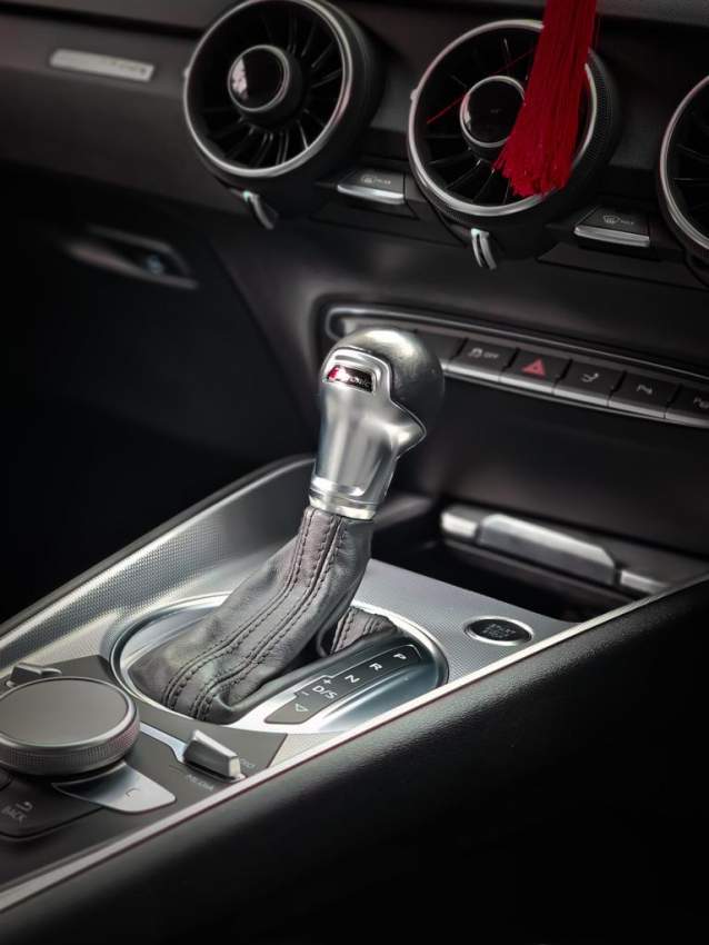 FOR SALE AUDI TT - 6 - Sport Cars  on Aster Vender