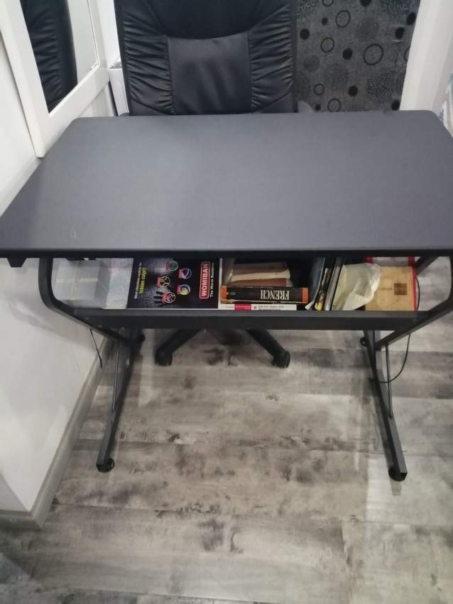 Desk _ Computer table - 1 - Computer tables  on Aster Vender