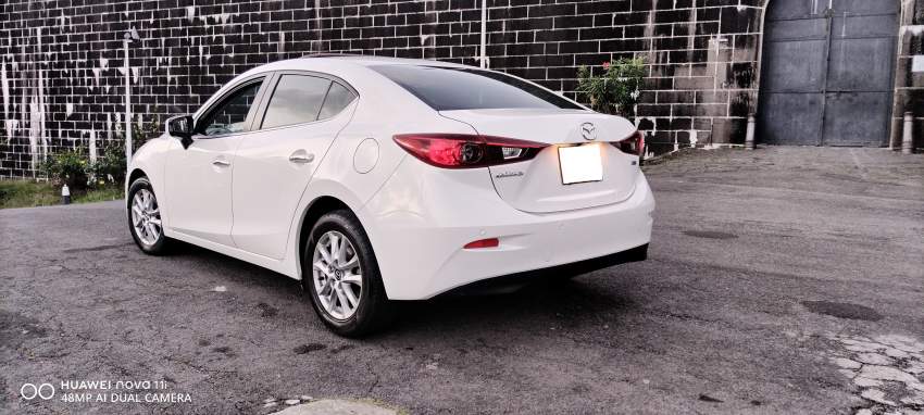 Mazda 3 2015 - 1 - Luxury Cars  on Aster Vender