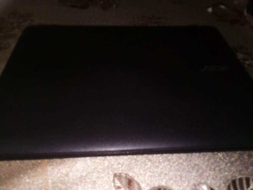 Ordinateur acer très bon état on Aster Vender