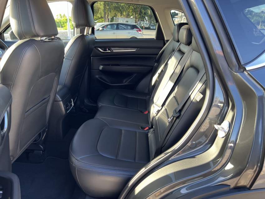 2018 Mazda CX-5 - 9 - SUV Cars  on Aster Vender