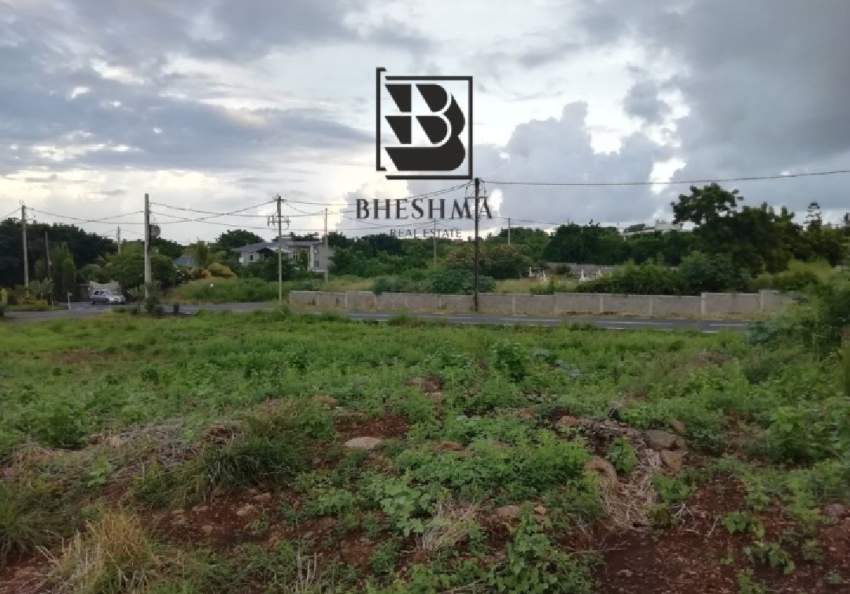 Plot for sale in Royal Road, Grand Gaube, Coastal Road, 5mins seaside. - 4 - Land  on Aster Vender