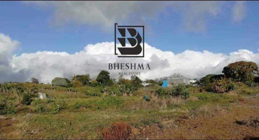 Plot for sale in Vacoas - Agricultural  - 4 - Land  on Aster Vender