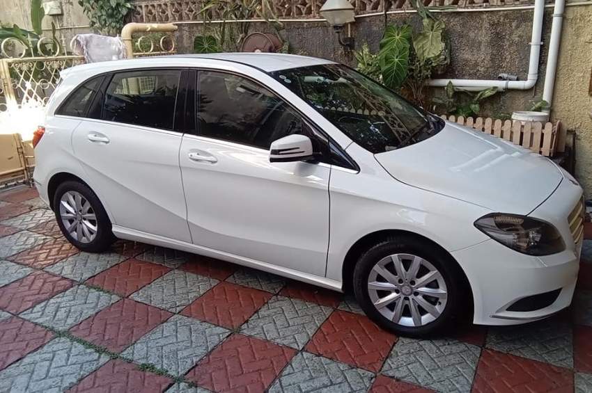 2016 MERCEDES B200 - 9 - Compact cars  on Aster Vender