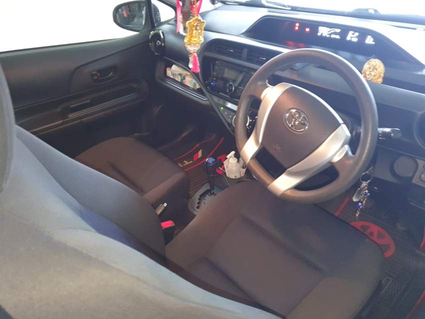 Toyota Aqua 2016 - 2 - Family Cars  on Aster Vender