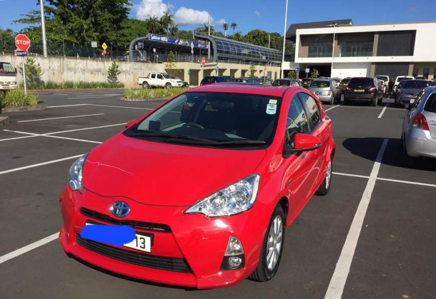 Toyota Prius Hybrid Automatic - 0 - Compact cars  on Aster Vender