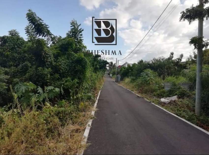 Plots for sale in Grand Gaube. 15 perches.  - 5 - Land  on Aster Vender