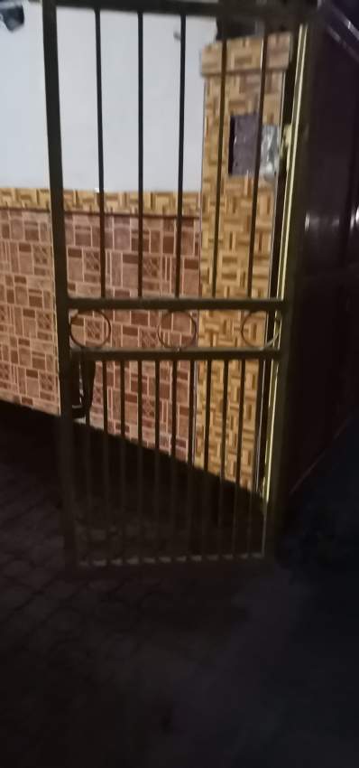 Gate on Aster Vender