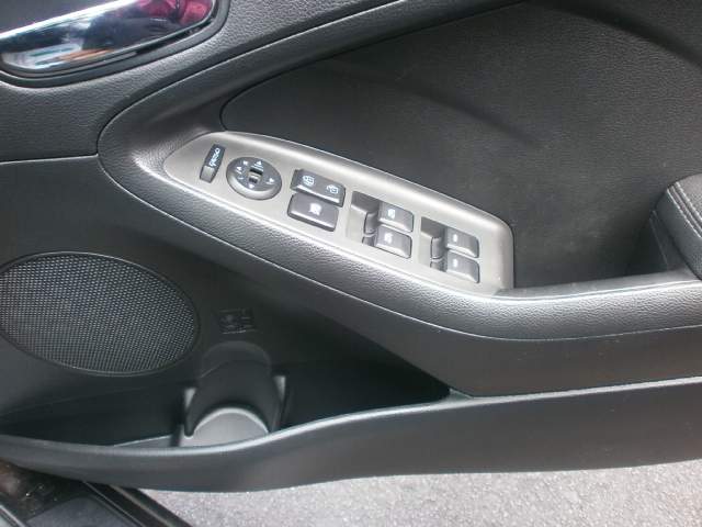 KIA CERATO FORTE K 3 - 1 - Family Cars  on Aster Vender