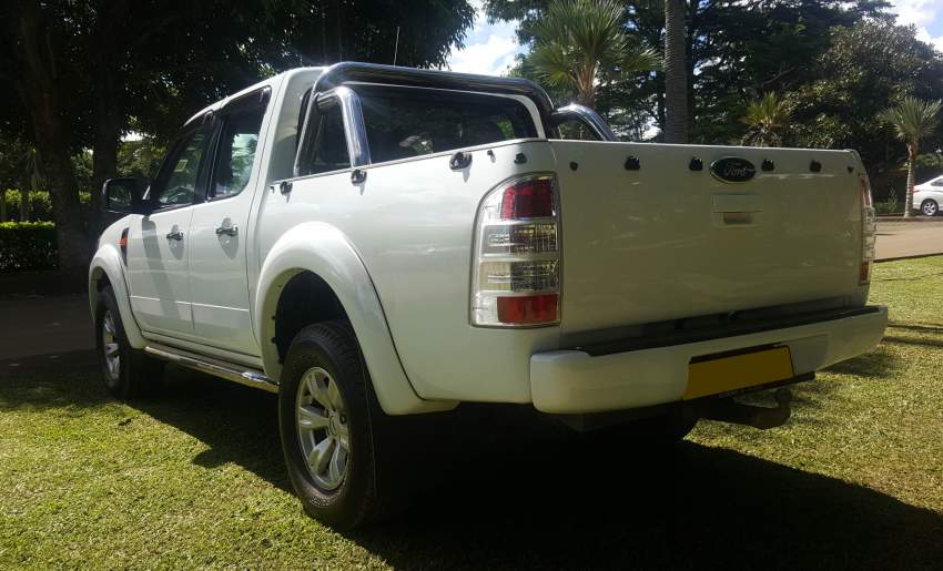 2010 Ford Ranger 3.0 - 2 - Pickup trucks (4x4 & 4x2)  on Aster Vender