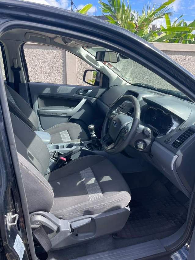 Ford Ranger Pick up 4x4 - 2 - Pickup trucks (4x4 & 4x2)  on Aster Vender