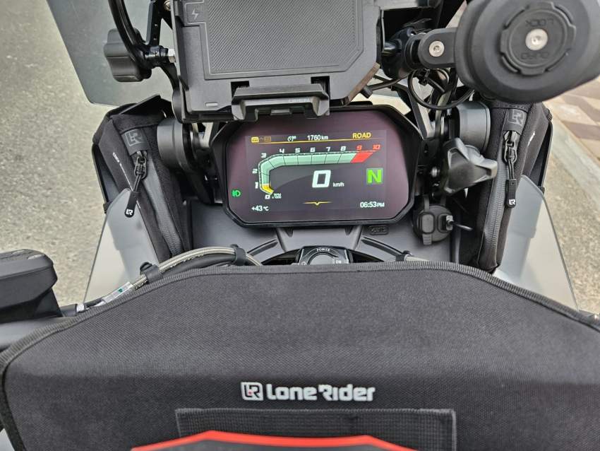 BMW - 1250R GSA (Trophy Edition) - 2 - Off road bikes  on Aster Vender