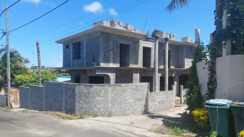Unfinished two storey house at Kashmir Rd, Grand Gaube - 0 - House  on Aster Vender