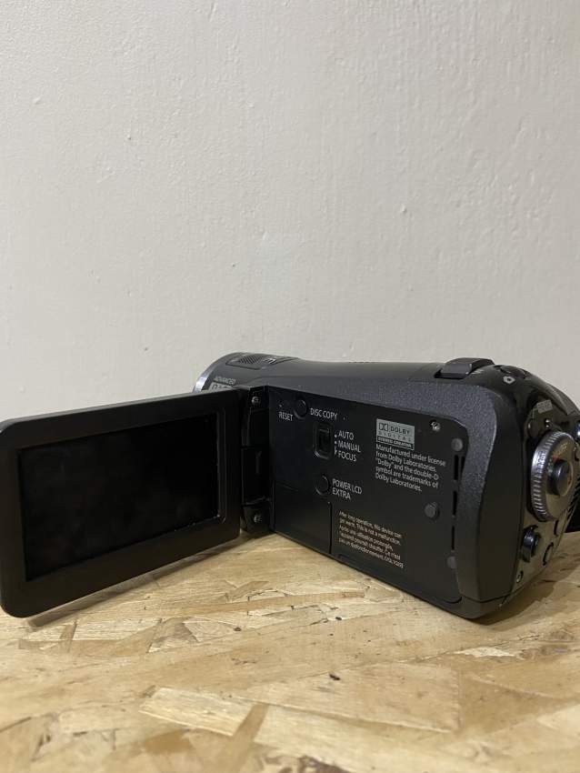 Panasonic HDC-SD5 Full HD Camcorder w/charger - 3 - Webcam  on Aster Vender
