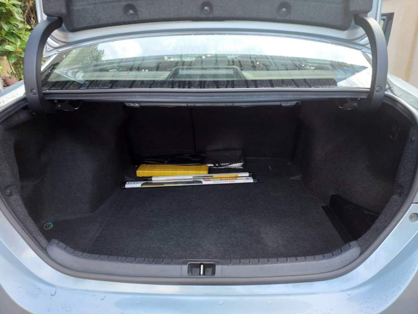 Sales of Toyota Corolla Car - 2 - Luxury Cars  on Aster Vender