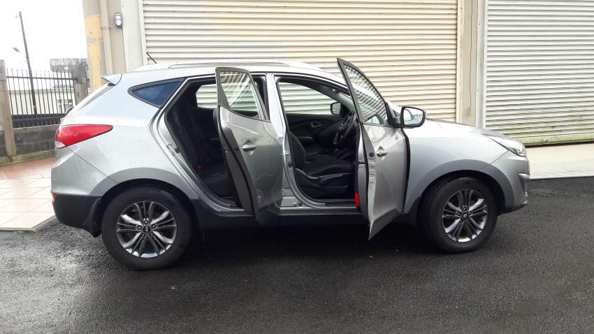 Hyundai IX35 - 3 - SUV Cars  on Aster Vender