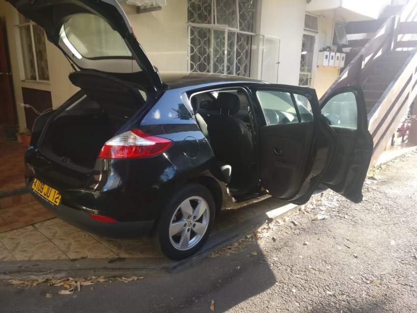 A vendre Renault megane Manuel 2012 - 0 - Family Cars  on Aster Vender