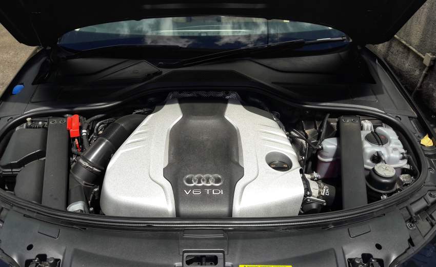 Audi A8L  - 2 - Luxury Cars  on Aster Vender