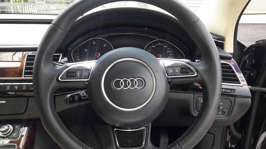 Audi A8L  - 5 - Luxury Cars  on Aster Vender