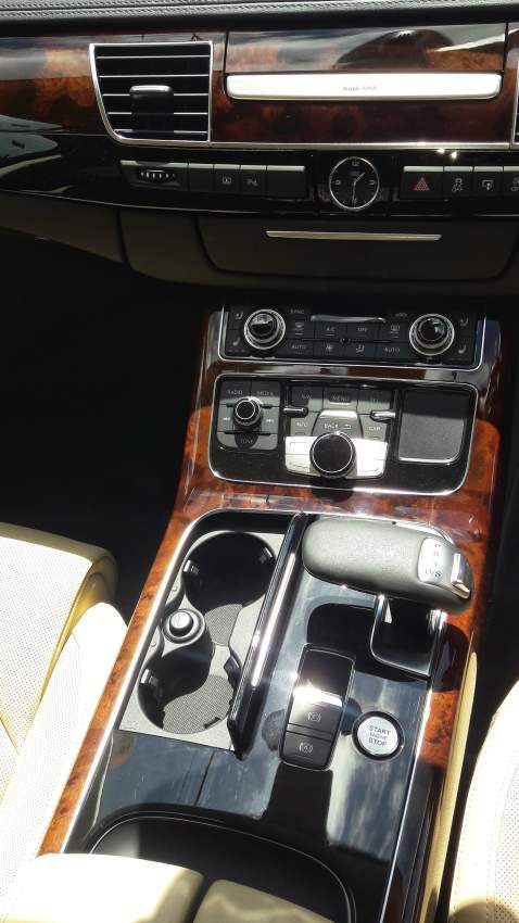 Audi A8L  - 4 - Luxury Cars  on Aster Vender