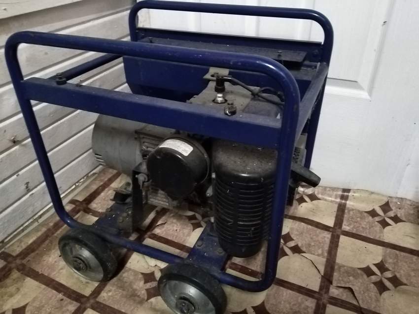 Generateur electriciter on Aster Vender