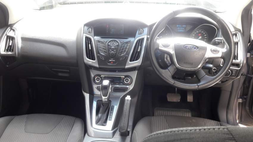 Ford Focus  - 4 - Compact cars  on Aster Vender