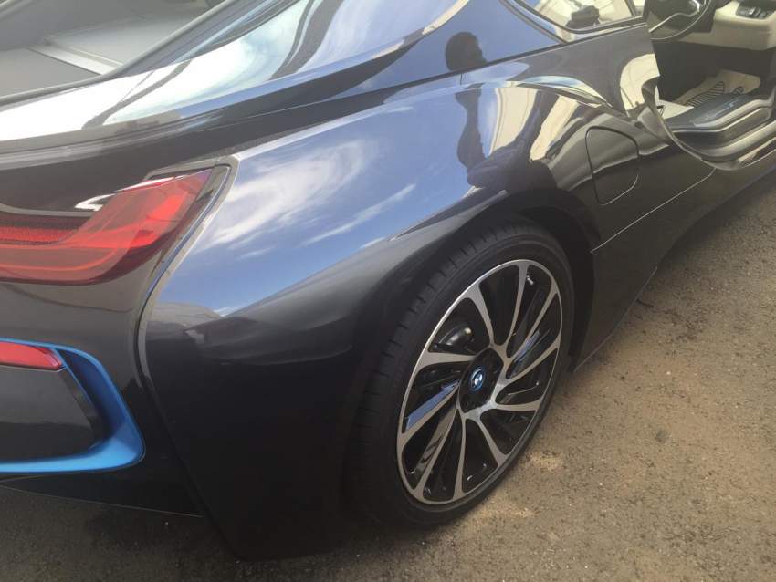BMW i8 - 4 - Sport Cars  on Aster Vender