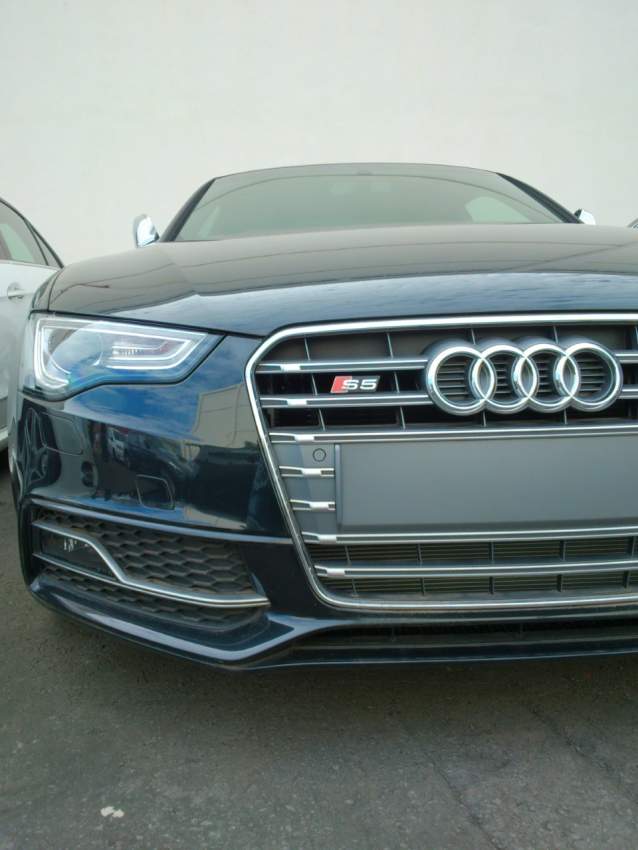AUDI S5 on Aster Vender