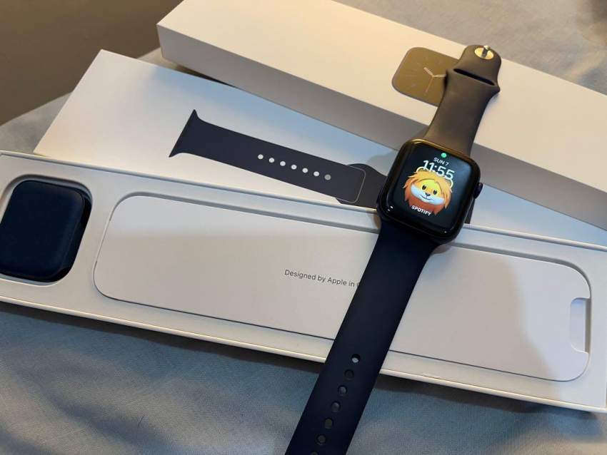Apple watch series 6 - 0 - Smartwatch  on Aster Vender