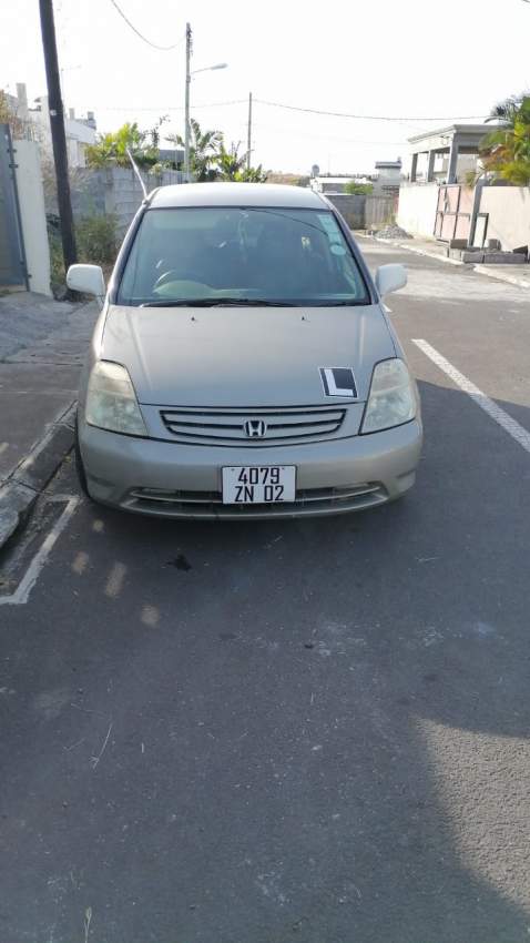 Honda - 2 - Family Cars  on Aster Vender