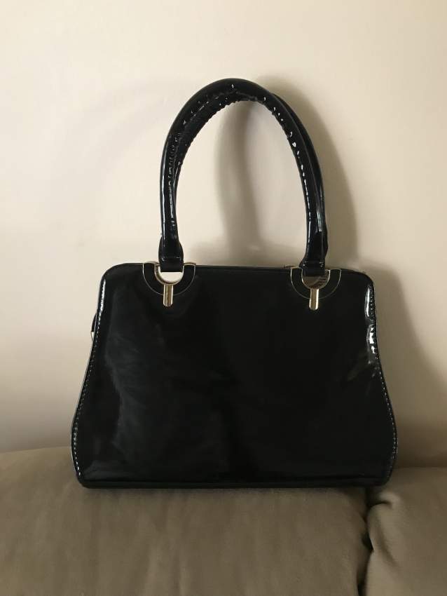 Handbag black - 1 - Other Accessories  on Aster Vender