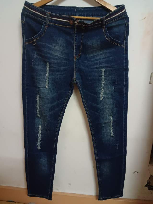 Jeans on Aster Vender