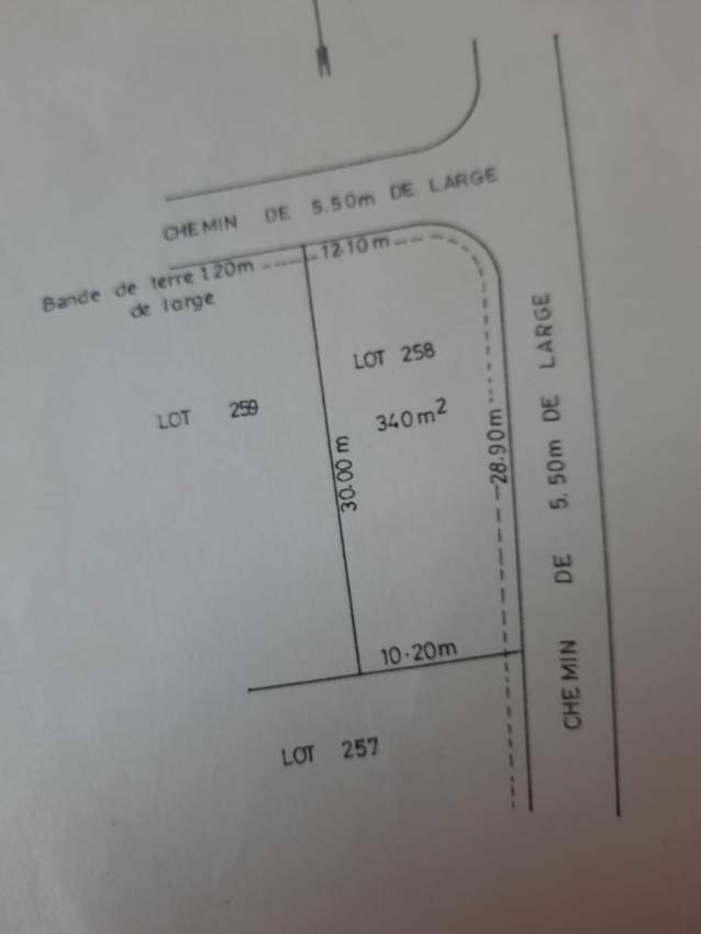 Residential land for sale at Coromandel :340 m², 90 toises on Aster Vender