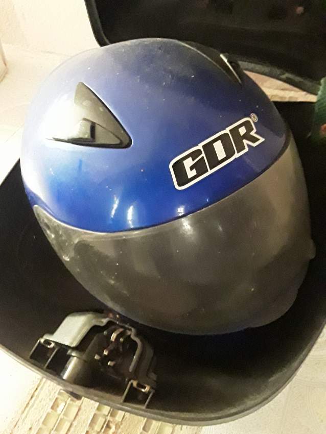 Helmet and saddlebags for motorcycle - 1 - Scooters (upto 50cc)  on Aster Vender