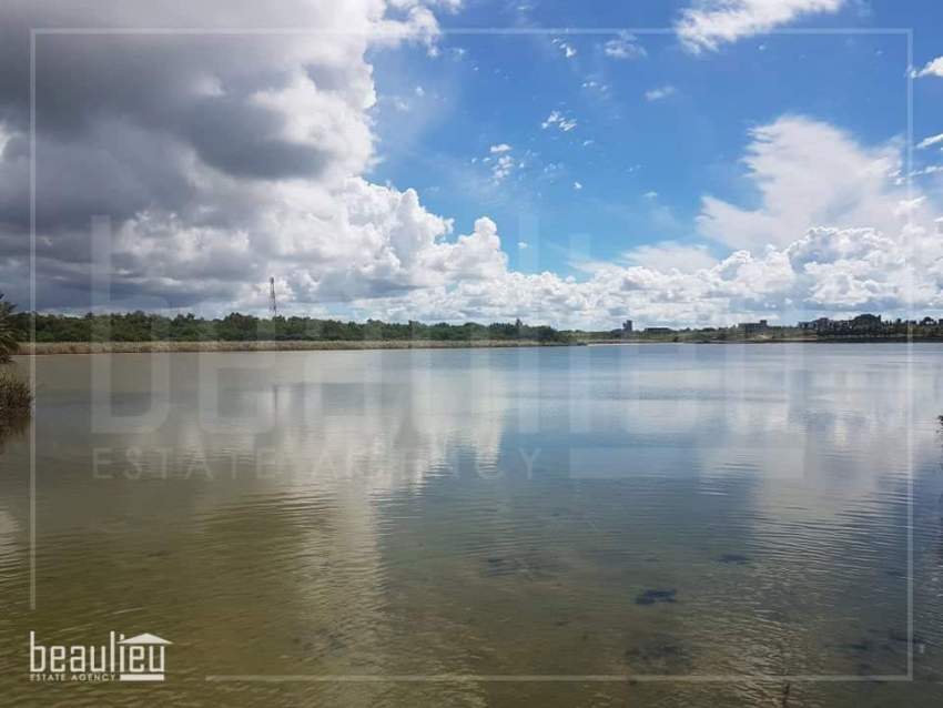 Residential land of 10 Perches, Belle Mare - 4 - Land  on Aster Vender