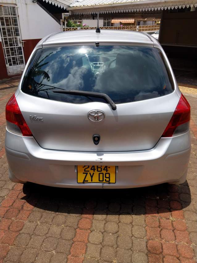 2009 Toyota Vitz For Sale - 2 - Family Cars  on Aster Vender