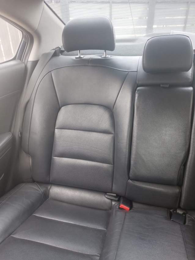 Kia Cerato - 4 - Luxury Cars  on Aster Vender