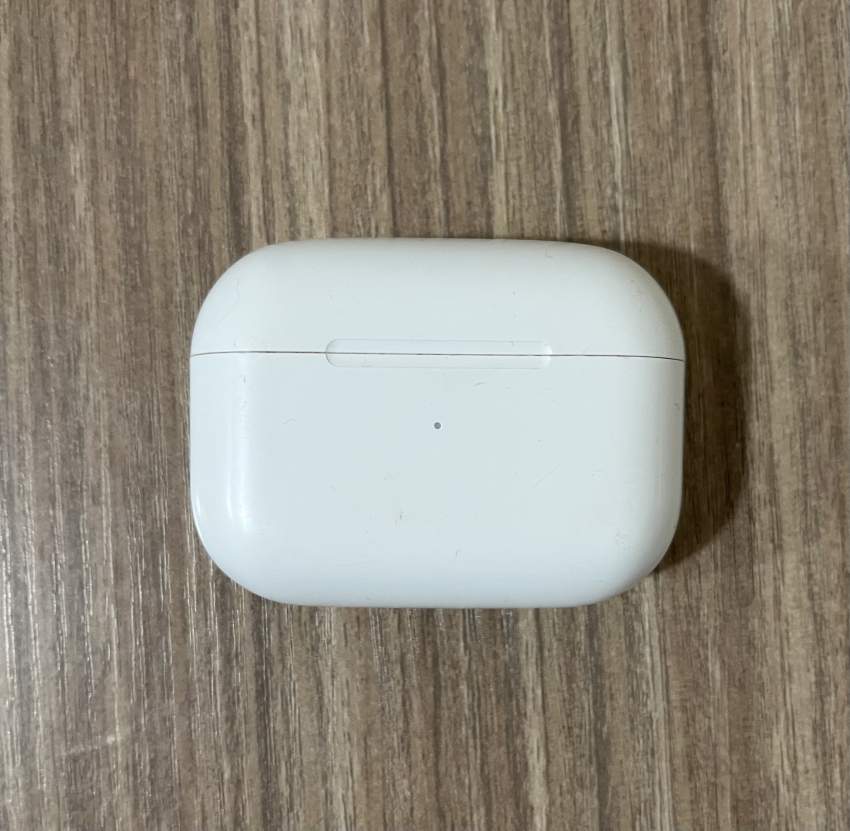 Apple Airpods pro 2nd gen - 0 - Portable wireless speakers  on Aster Vender