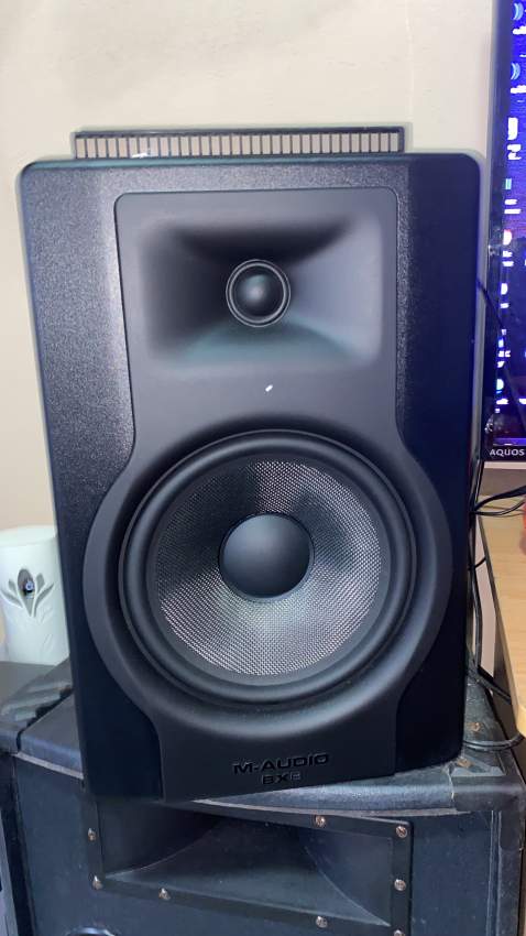 BX8 D3 - 0 - Other Studio Equipment  on Aster Vender