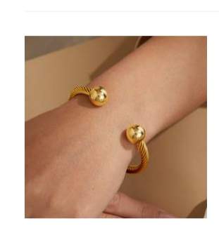 Bijoux on Aster Vender