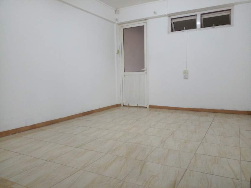 Espace a louer pour bureau, cabinet dentaire ou medical a Vacoas on Aster Vender