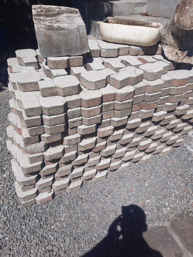 Brique - 0 - Other Decorations  on Aster Vender