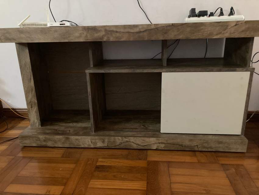 Meuble - 0 - Tables  on Aster Vender