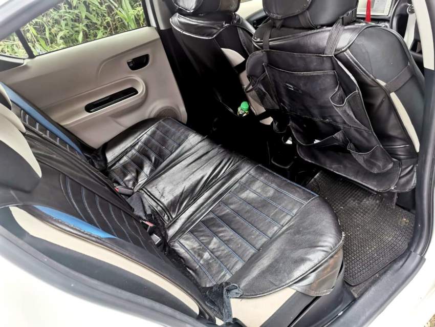 Toyota aqua - 3 - Luxury Cars  on Aster Vender