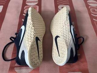 FOR SALE NIKE SHOES WOMAN - 3 - Sports shoes  on Aster Vender